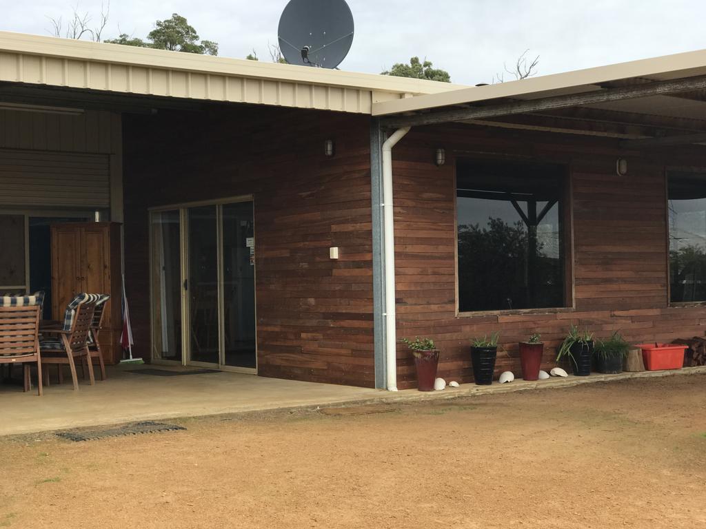נאנופ Jarrah Glen Cabins מראה חיצוני תמונה